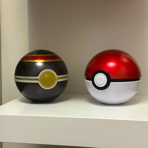 Pokéball Tins